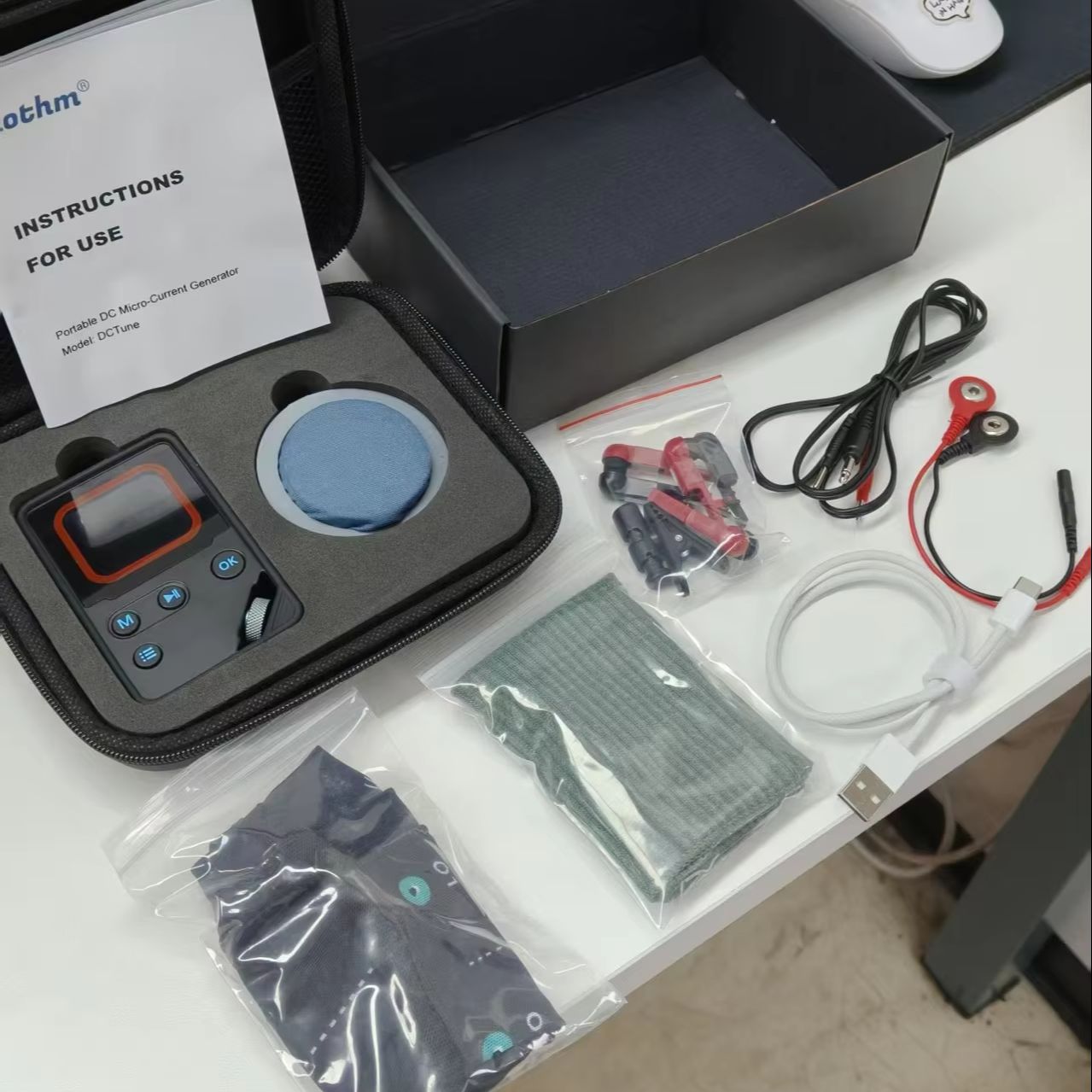 Light Therapy Glasses - جهاز تدليك TDCS 2026، مجموعة تحفيز